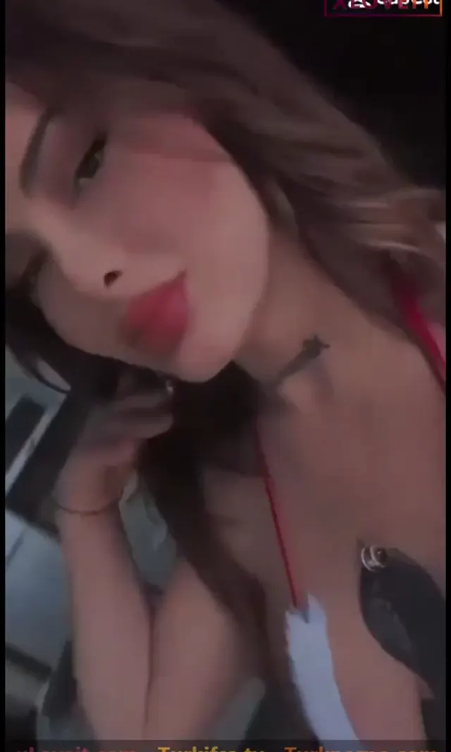 Afra Sarah ifşa 7 farklı nude videosunu seyret — Türk ifşa · sahne 3