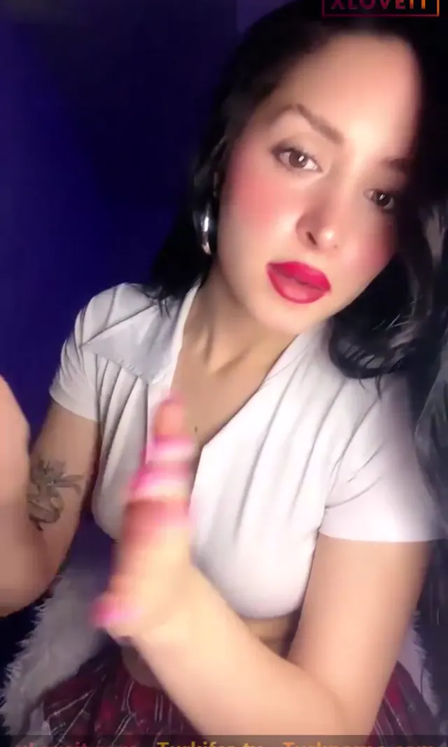 Cerenqueen ifşa Liseli etekli yayın videosu — Cerenqueen — Canlı Yayınlar · sahne 3