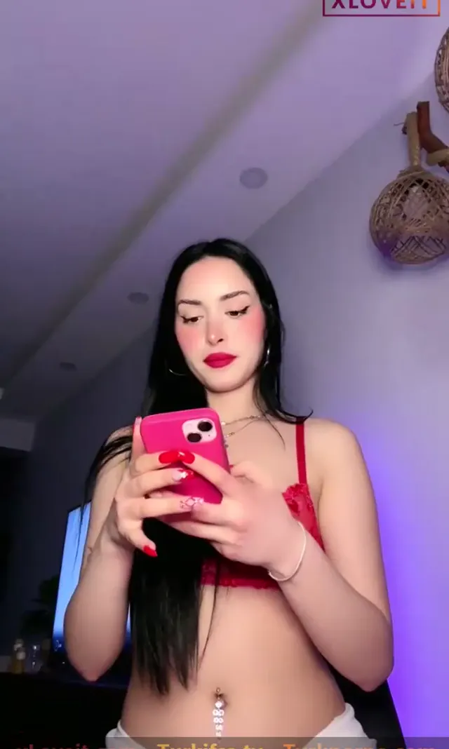 Cerenqueen — Cerenqueen ifşa Sexy Türk kızı yayın videosu · sahne 1