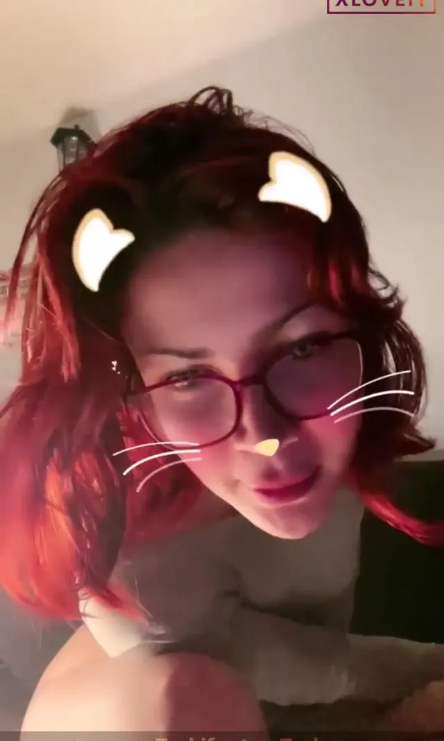 Cute Tiger ifşa Türk lolita kızın uzun yayınını seyret — Canlı Yayınlar · sahne 1