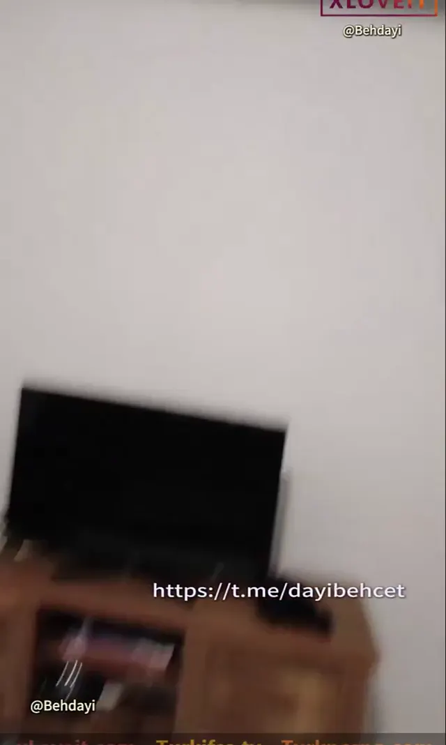 Dilara — Dilara ifşa Vücudunu sergileyip duşa girdi · sahne 2