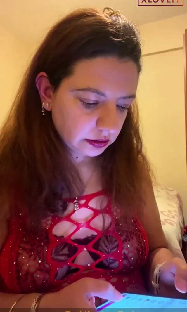 Elif Tanyelitan — Elif Tanyelitan ifşa Yeni canlı yayın videosu · sahne 3