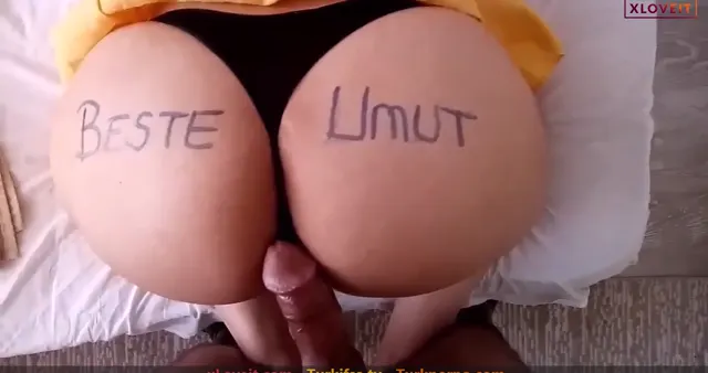 Evli Porno izle Beste Umut olgun çiftten sikiş — Amatör Porno · sahne 1