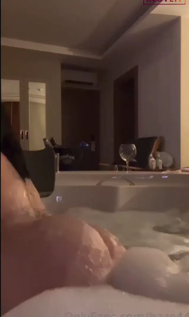 Haze44 — Haze44 ifşa Benindica 8 farklı nude videosu · sahne 3