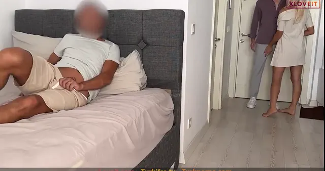 DilaMete — Kurye Pornosu DilaMete Siparişin ödemesini yaptım · sahne 3