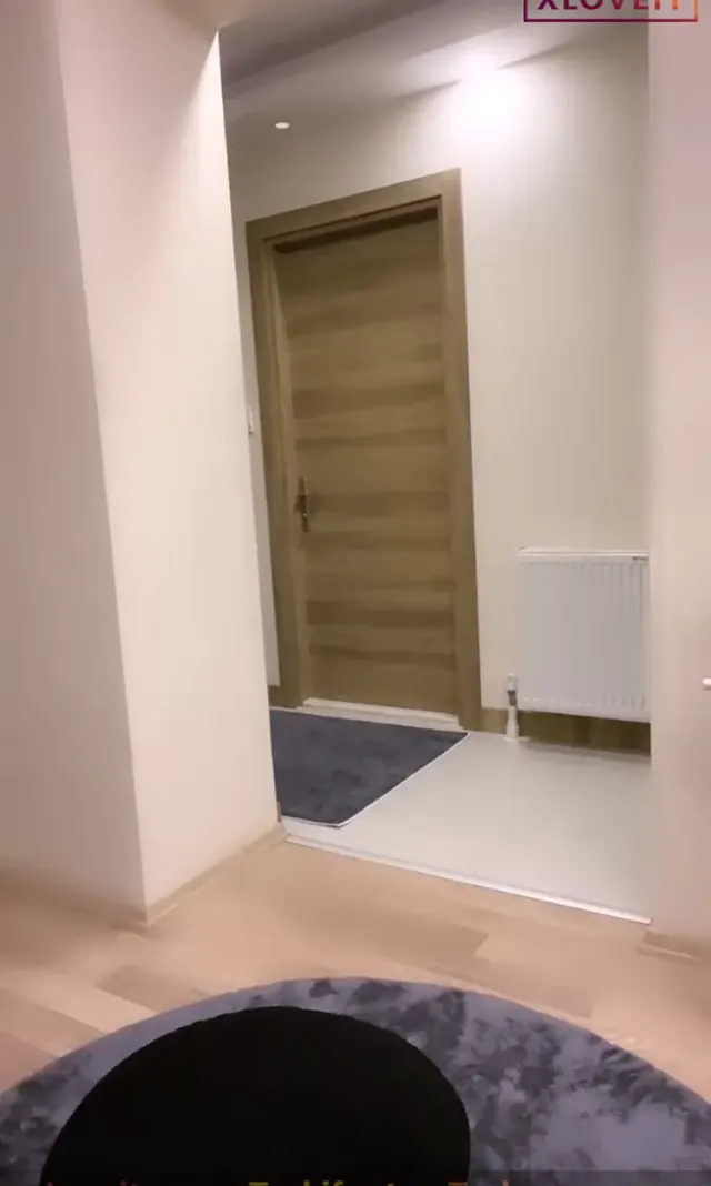 Tango Lali — Laliberta ifşa Ünlü yayıncının yayın videosu · sahne 1