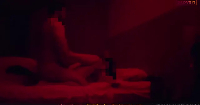 Üniversiteli escort pornosu Nyksniks loş ortamda sikişti — Nyks Niks — Amatör Porno · sahne 3