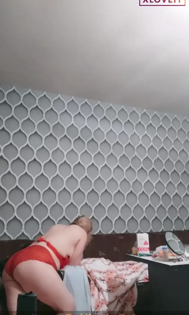 Olgun Lezbiyen Sarı Kız sevgilisiyle nude yayında — Canlı Yayınlar · sahne 1