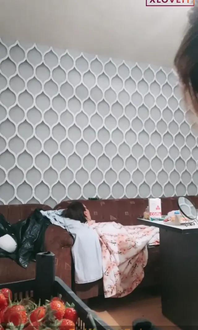 Olgun Lezbiyen Sarı Kız sevgilisiyle nude yayında — Canlı Yayınlar · sahne 2