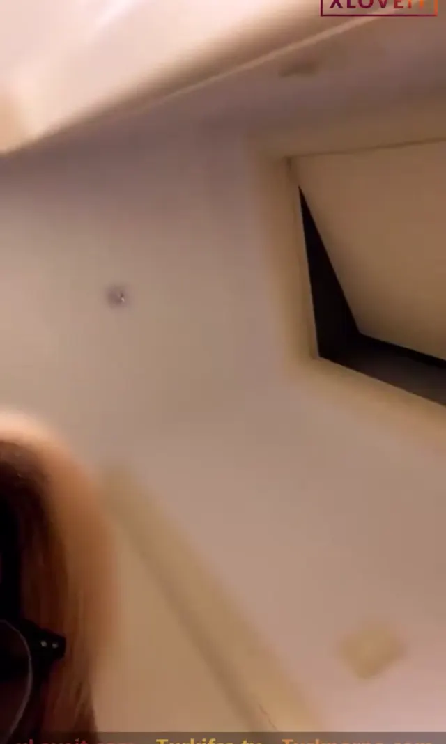Tango Celine ifşa Cazibeli hatundan nude yayın izle — Tango Celine — Canlı Yayınlar · sahne 3
