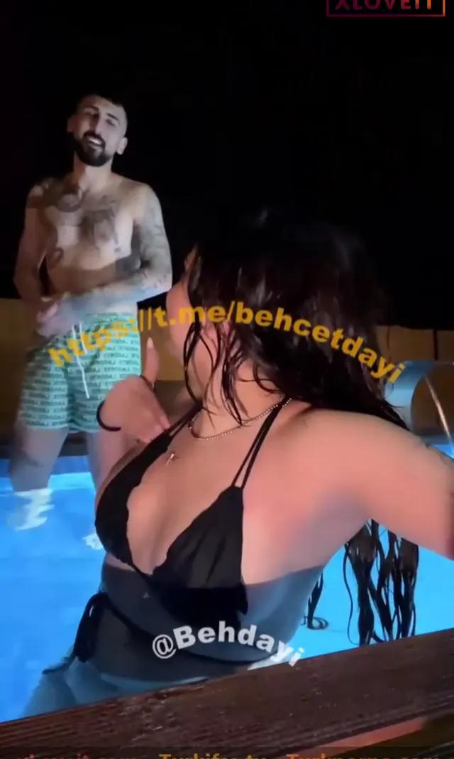 Tango Doa ifşa Akşam havuzda partnerine sakso çekti — Tango Doa — Mobil Porno · sahne 3