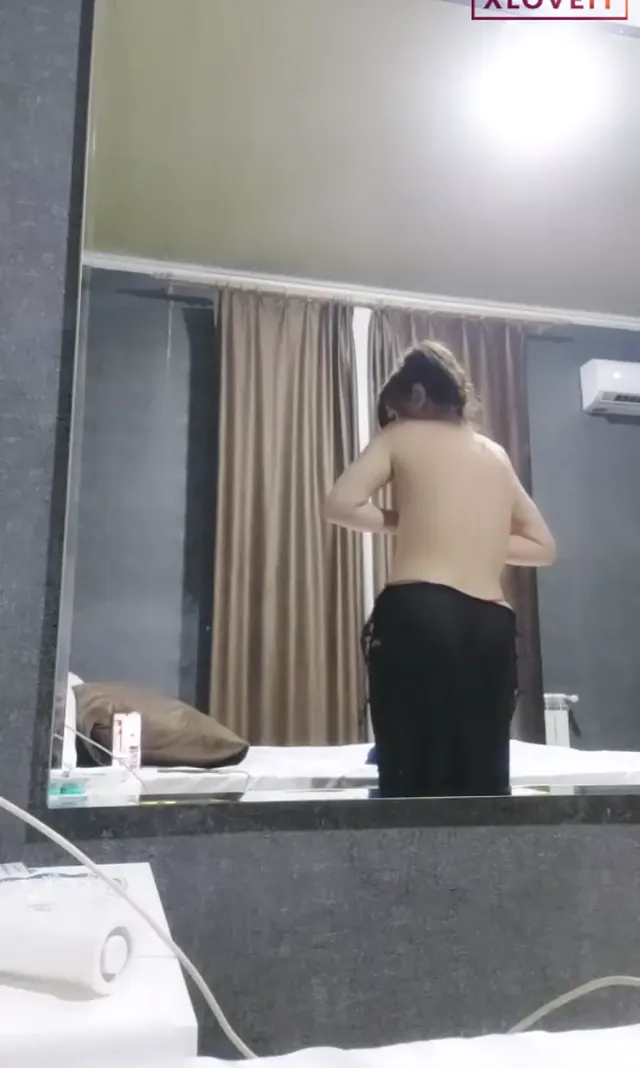 Tango Leila ifşa Otel odaısnda yayın açtı — Canlı Yayınlar · sahne 2