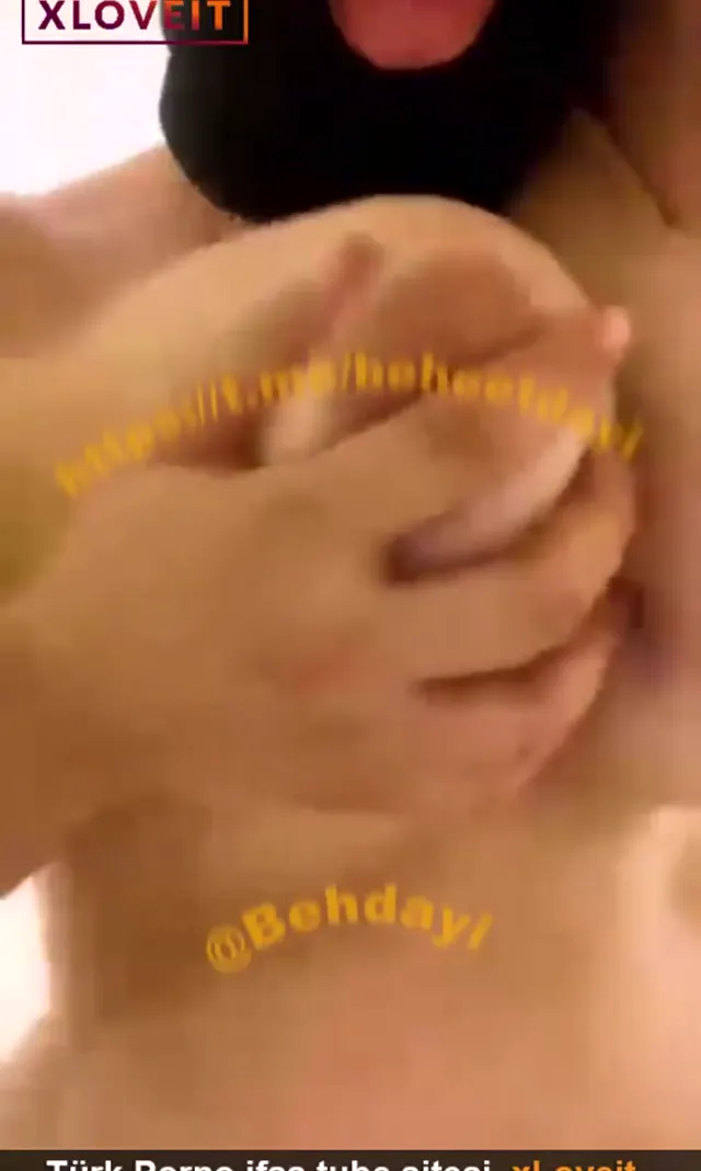 Tango Leyla porno canlı yayında sikiliyor — Tango Leyla — Amatör Porno · sahne 3