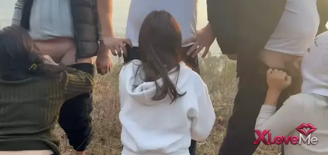 Grup Seks — 3lü Grup 3 Kız 3 Erkek outdoor sakso videosu