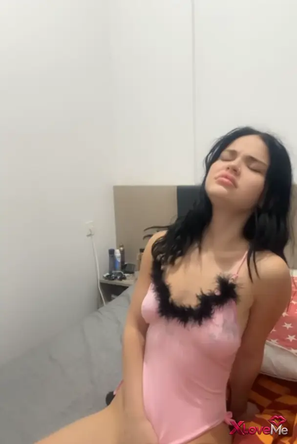 Ücretsiz İzle — Beyzanr ifşa Türk Onlyfans çıtır kızdan 2 video