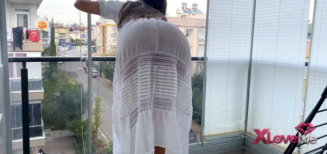 E-Kira ifşa idil karaca katıl videosunda cam sildi — E-Kira