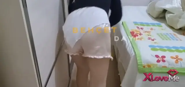 Hizmetçi Porno — Emine Çoşkun ifşa Katıl Youtube Part 47 — Emine Coşkun