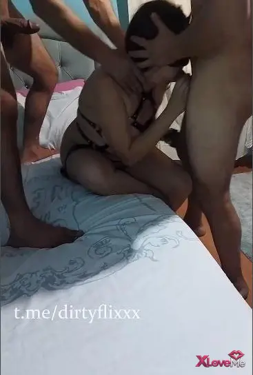 Konulu Porno — Grup Porno Balporsugu34 2 kişiye sakso çekip sikildi — Balporsugu34