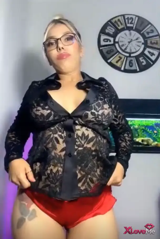 İfşa Alemi — Hera Lady ifşa Koca memeli olgundan nude yayın seyret