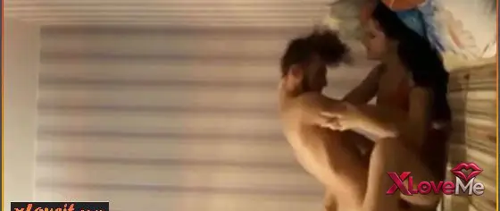 Konulu Porno — Kızın içine boşalıp kalıyor öyle