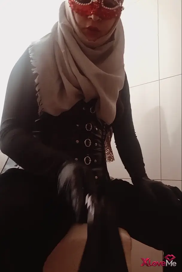Mistress Nilüfer ifşa – Türk Türbanlı Sahibe Vol 7 — Mistress Nilüfer