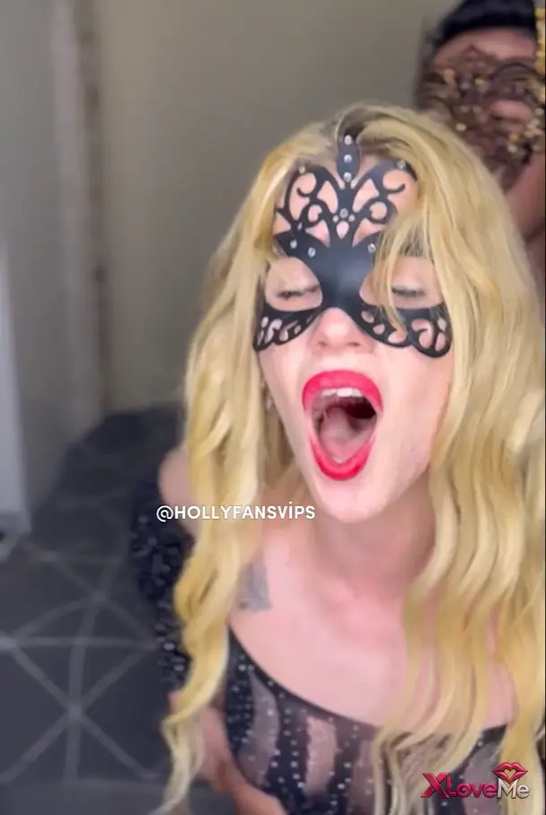 Olgun Porno — Olgun kadın boşalma Nmayy kucakta sikilip patladı