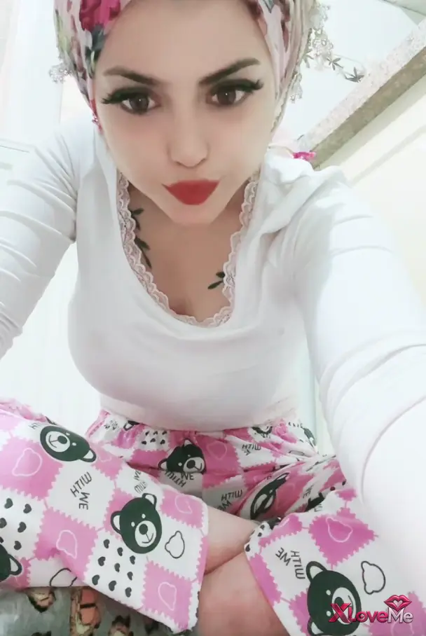 Ponçik Özlem ifşa Kapalı genç kızın yayını — Ponçik Özlem