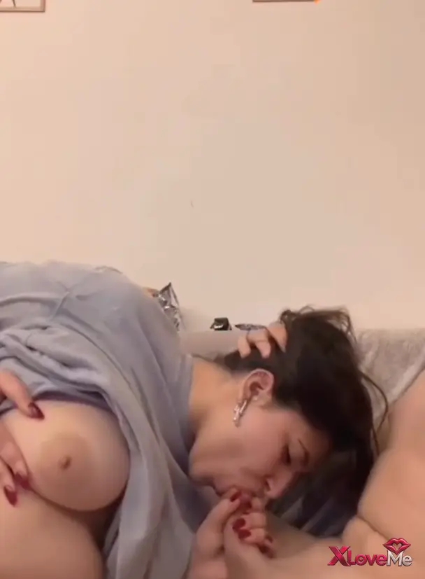 Şişman Porno — Şişman Porno Ateşli Melike dalgayı ağzına aldı
