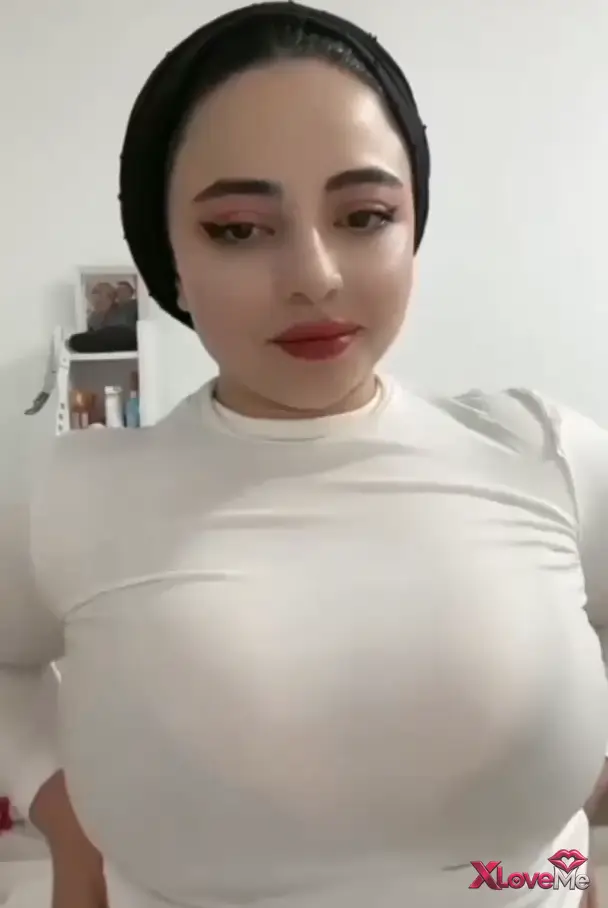 Kapalı Porno — Tango Ceyda ifşa Kapalı koca meme göt karşında — Tango Ceyda