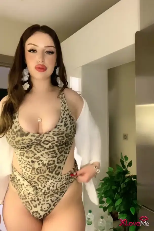 Tango Duru ifşa At gibi hatundan yayın seyret — Tango Duru