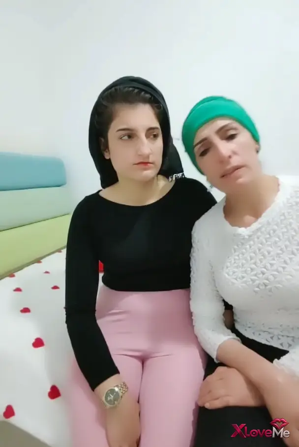 Kürt Porno — Tango Hülya ifşa Ailecek yayın açtılar