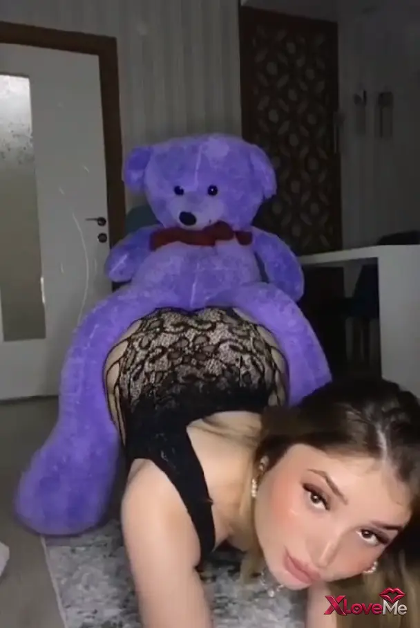 Tango Milla ifşa Oyuncak ayıcığa kerkindi — Tango Milla