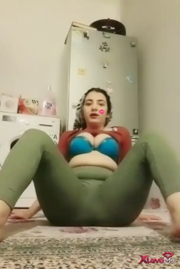 Bedava Porno — Türbanlı Öğretmen ifşa Mutfakta keko duruşlu yayın yaptı — Türbanlı Öğretmen