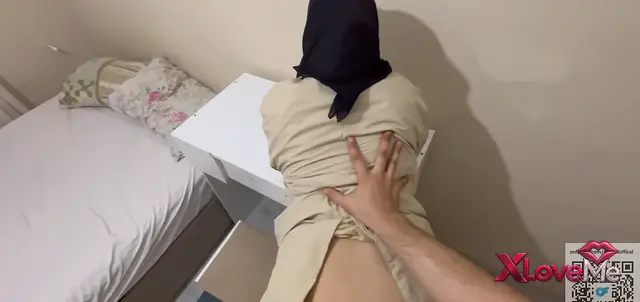 Konulu Porno — Türbanlı Porno HD Konulu Melisa hanımın pompa filmi