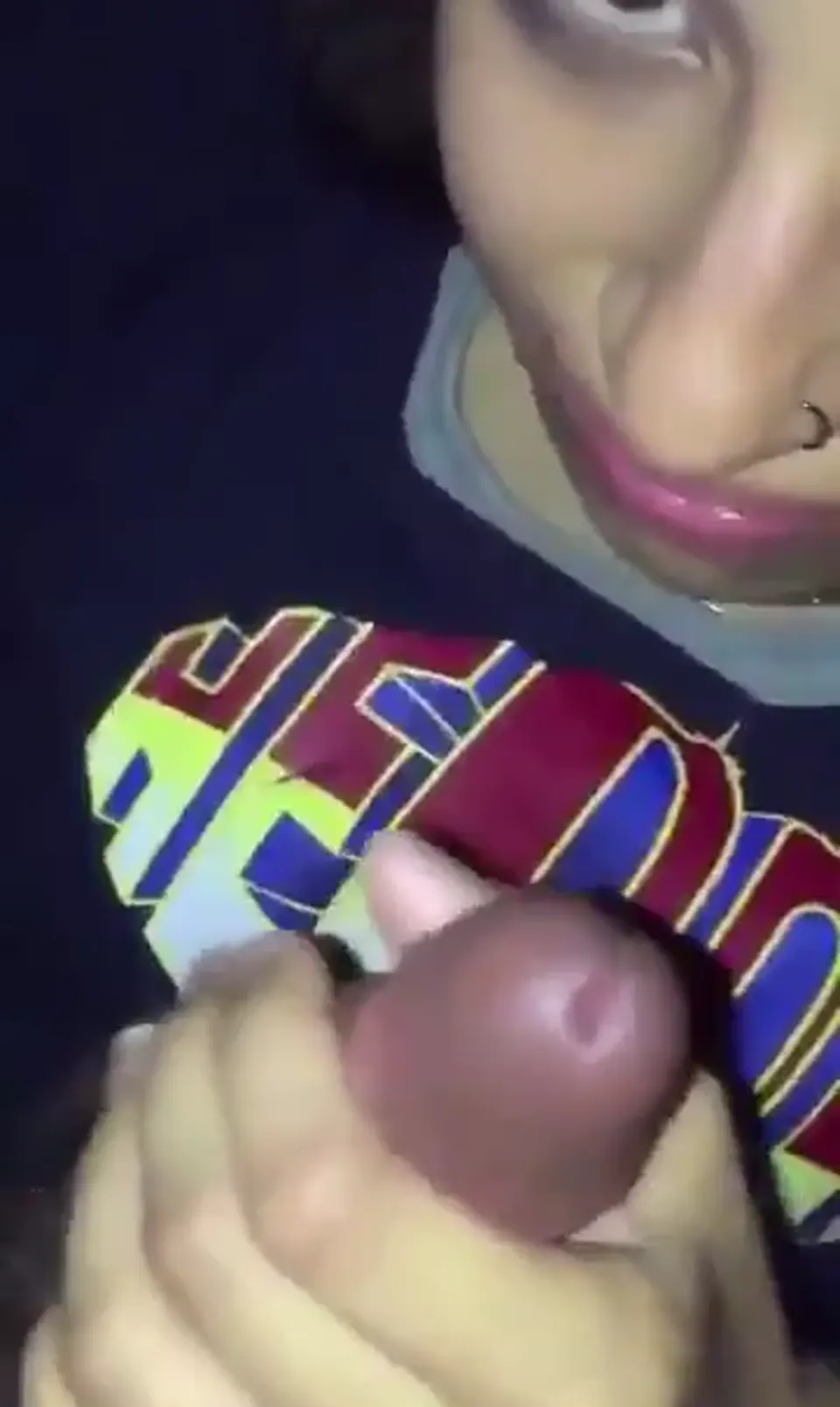 Cananın ağzına saplıyor — Amatör Porno