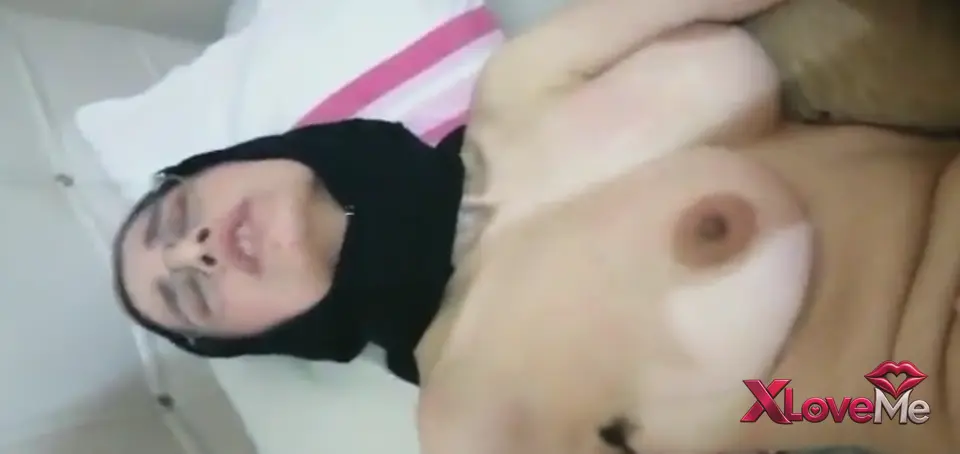 HijabPornQueen ifşa Türbanlı sevimden sex nude videolar — HijabPornQueen — Amatör Porno