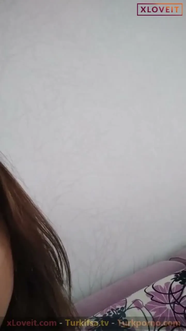 Melek ifşa Sağlam vücutlu kız amcık show yaptı — Melek — Canlı Yayınlar