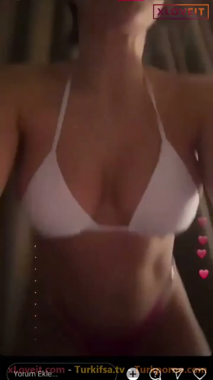 Serpil Cansız ifşa Sexy Transparan elbisesiyle yayın yaptı — Serpil Cansız — Canlı Yayınlar