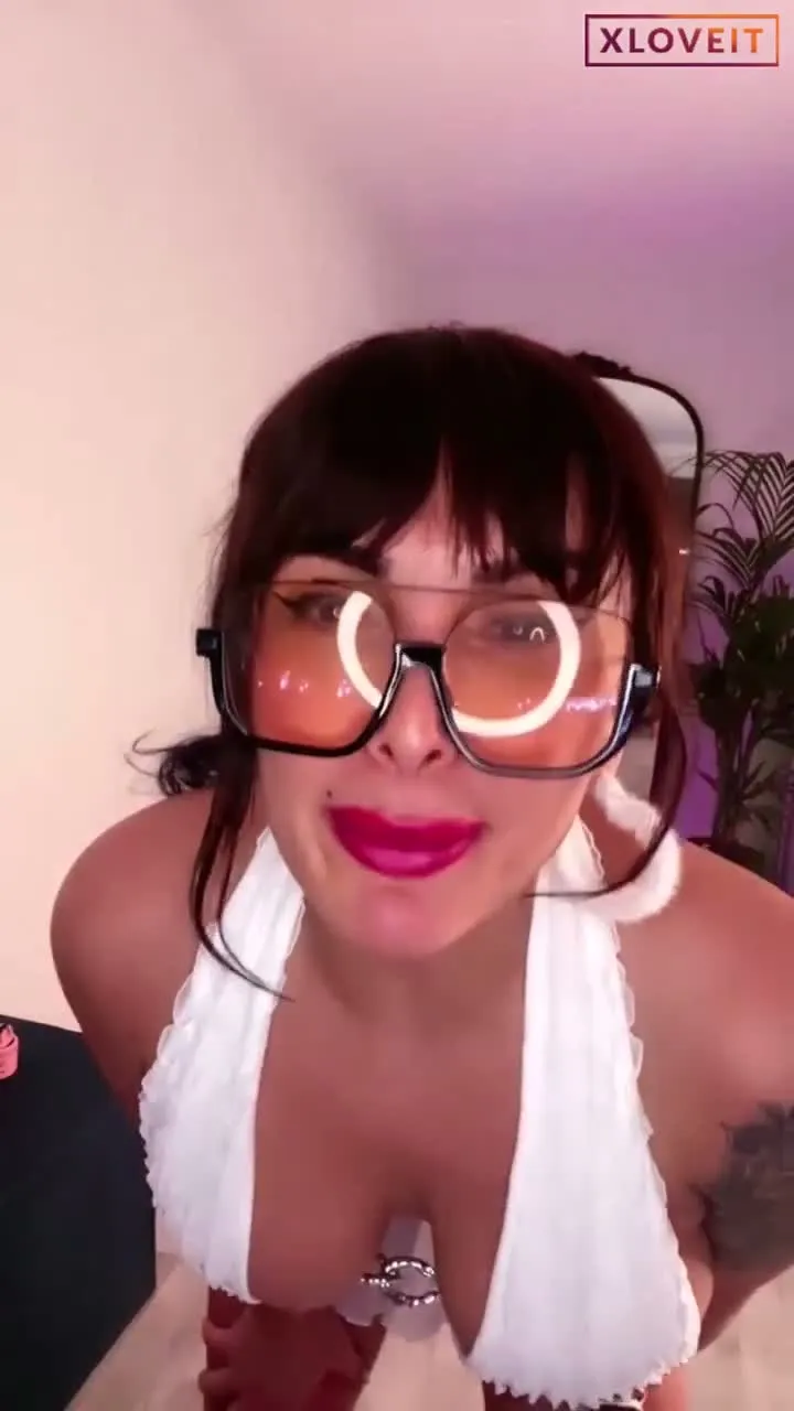 Tango Angel ifşa Yaşlı teyze götünü sergiledi — Tango Angel — Canlı Yayınlar