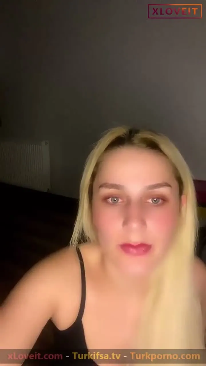 Tango Ayla ifşa Sarışın kız hediye geldikçe soyundu — Tango Ayla — Canlı Yayınlar