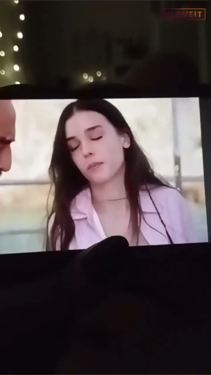 Tango Badem ifşa Bacak arası manzaralı yayını — Canlı Yayınlar
