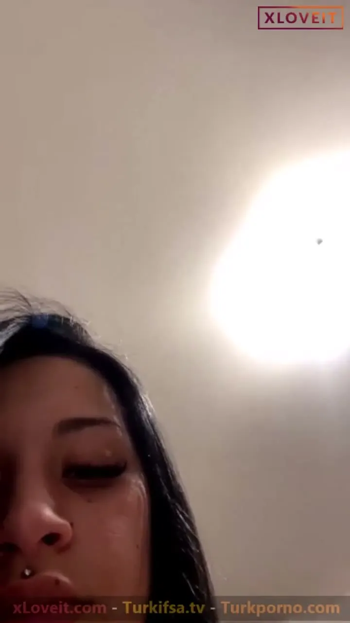 Electra Hareq ifşa Seksi dövmeli hatundan nude yayın — Canlı Yayınlar