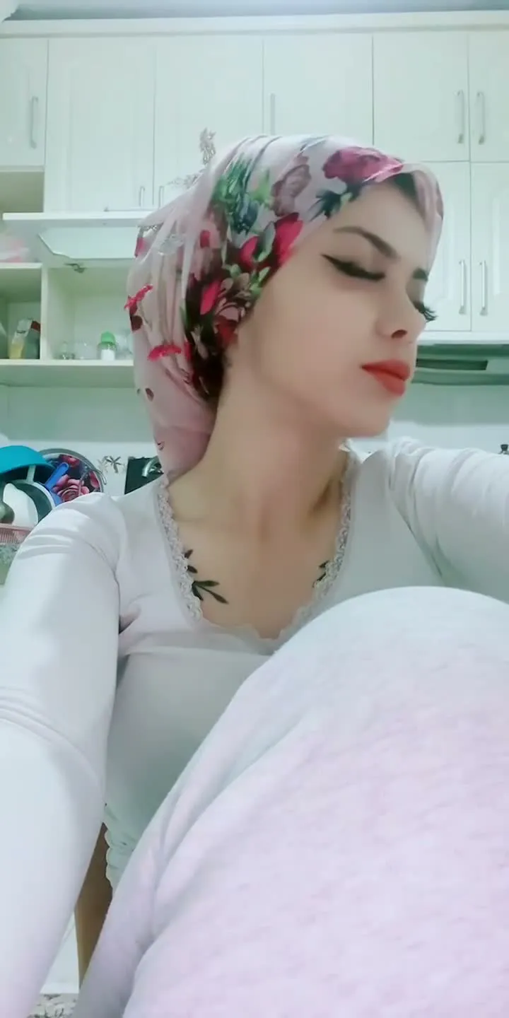 Türbanlı ifşa Ponçik Özlem yayın videosu Vol 4 — Ponçik Özlem — Canlı Yayınlar