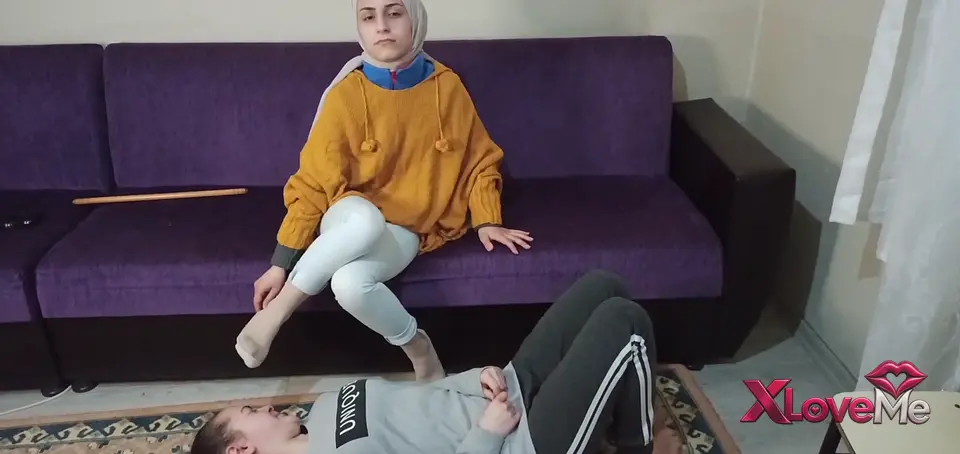 Türbanlı Mistress köle kıza neler yaptı neler — Keyifhane — Türk ifşa