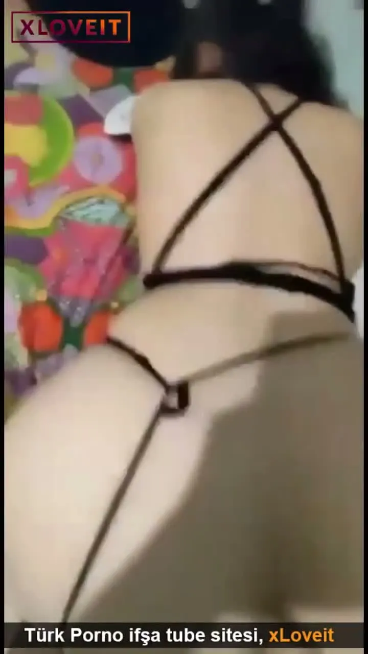 Yerli seks Domaltmış yatağa — Yerli — Amatör Porno